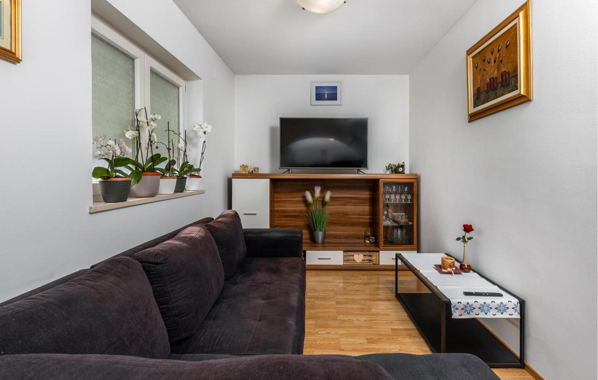 Awesome In Apartment
